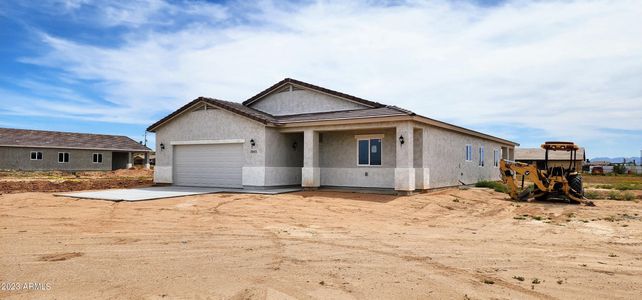New construction Single-Family house 20435 W Mountain Sage Drive, Buckeye, AZ 85326 - photo 4 4