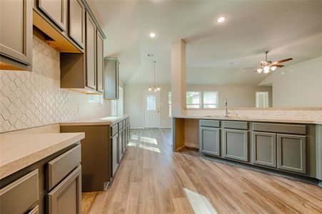 New construction Single-Family house 12263 Lake Conroe Hills, Willis, TX 77318 Sherman- photo 8 8