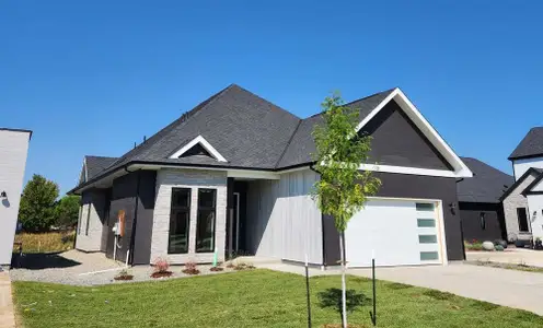 New construction Single-Family house 1720 Barefoot Drive, Windsor, CO 80550 The Riviera- photo 0