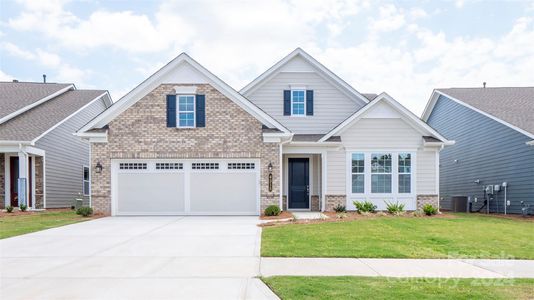 New construction Single-Family house 4315 Moxie Way, Charlotte, NC 28215 Laurel- photo 1 1