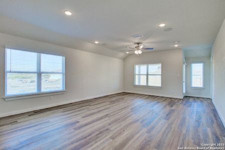 New construction Single-Family house 831 Moondance Court, New Braunfels, TX 78130 Landmark Series - Kimbell- photo 5 5