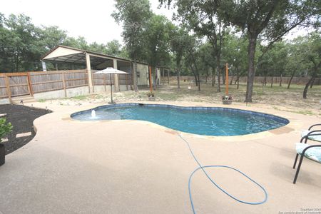 New construction Single-Family house 306 Cibolo Way, La Vernia, TX 78121 - photo 4 4