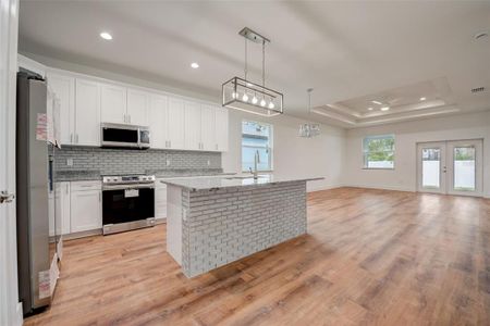 New construction Single-Family house 6812 N Orleans Avenue, Tampa, FL 33604 - photo 5 5