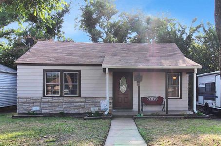 New construction Single-Family house 1207 Hanover Street, Weatherford, TX 76086 - photo 0 0