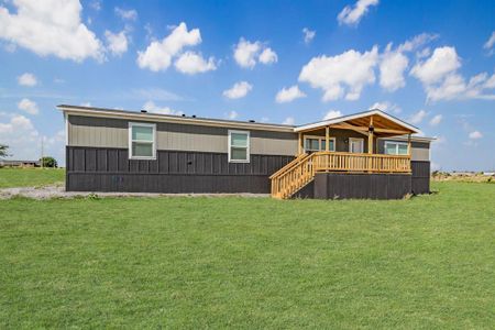 New construction Manufactured Home house 233 El Dorado Street, Decatur, TX 76234 - photo 0