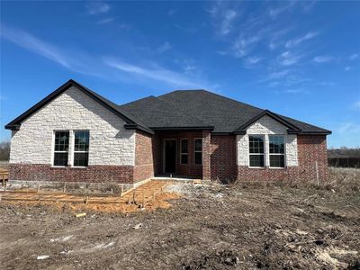 New construction Single-Family house 108 Rock Dove, Joshua, TX 76058 - photo 1 1