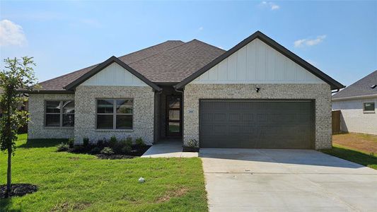 New construction Single-Family house 261 Poinsetta Drive, Palmer, TX 75152 - photo 0 0