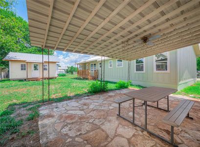 New construction Single-Family house 109 Elizabeth Dr, Spicewood, TX 78669 - photo 27 27