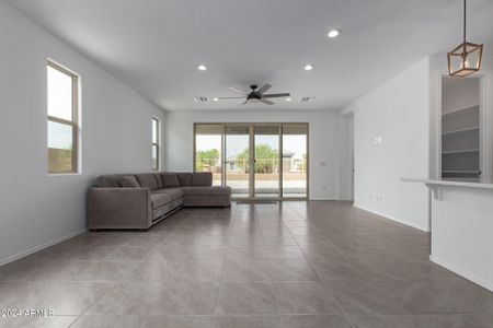 New construction Single-Family house 671 S Parker Lane, Casa Grande, AZ 85122 Larimar- photo 4 4