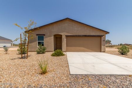 New construction Single-Family house 3715 N Bandelier Drive, Eloy, AZ 85131 - photo 0 0