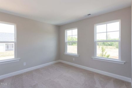 New construction Single-Family house 5181 Goldfinch Turn, Sanford, NC 27332 - photo 8 8