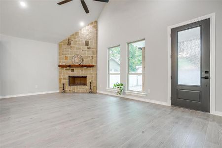 New construction Single-Family house 3908 Chenault Street, Fort Worth, TX 76111 - photo 13 13