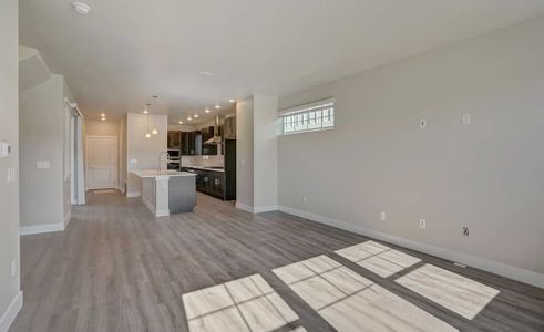 New construction Single-Family house 5211 Rendezvous Pkwy, Timnath, CO 80547 Meadow Series - Aspen- photo 3 3