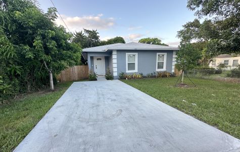 New construction Single-Family house 723 20Th Street, West Palm Beach, FL 33407 - photo 0