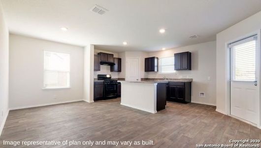 New construction Single-Family house 7403 Capella Circle, San Antonio, TX 78252 The Swift- photo 9 9