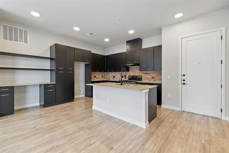 New construction Condo/Apt house 4510 Terry-O Ln, Unit 133, Austin, TX 78745 - photo 14 14