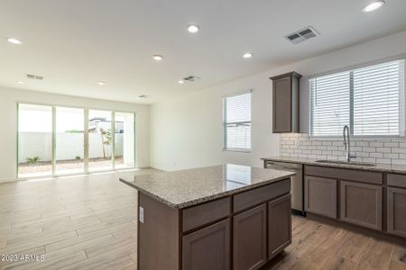 New construction Single-Family house 279 E Leland Road, San Tan Valley, AZ 85140 - photo 9 9