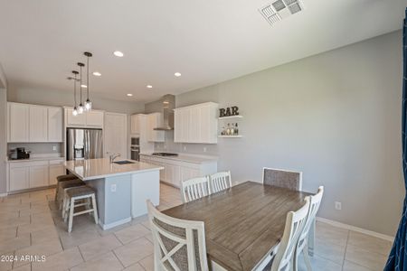 New construction Single-Family house 5106 N 184Th Lane, Litchfield Park, AZ 85340 - photo 6 6