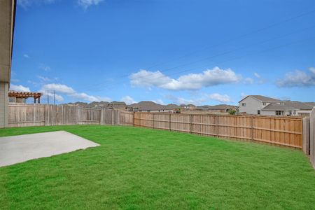 New construction Single-Family house 100 Finstown Street, Hutto, TX 78634 - photo 30 30