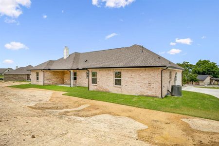 New construction Single-Family house 101 Kathy Stephens Avenue, Springtown, TX 76082 - photo 27 27