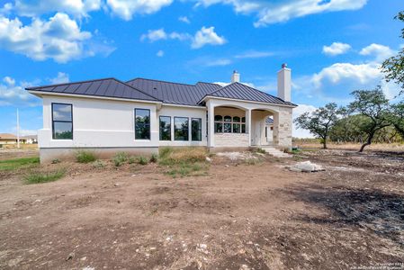New construction Single-Family house 839 Stone Loop, Castroville, TX 78009 - photo 0