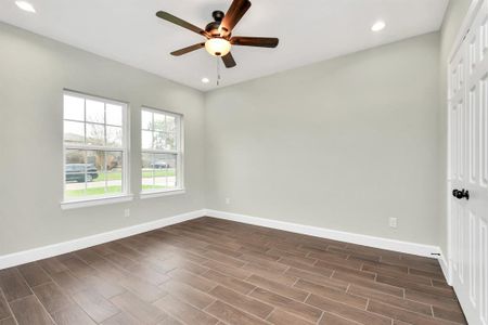 New construction Single-Family house 216 Forest Park Drive, West Columbia, TX 77486 - photo 31 31