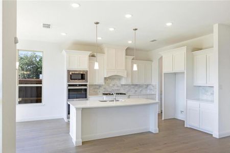 New construction Single-Family house 7206 White Flat Drive, Arlington, TX 76002 - photo 12