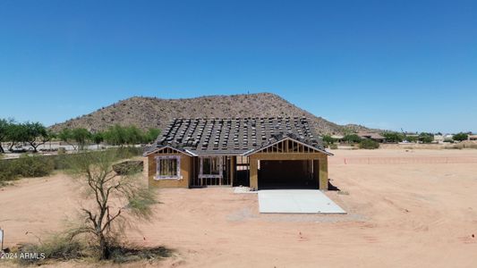 New construction Single-Family house 8584 W Ginger Trail, Casa Grande, AZ 85194 - photo 1 1