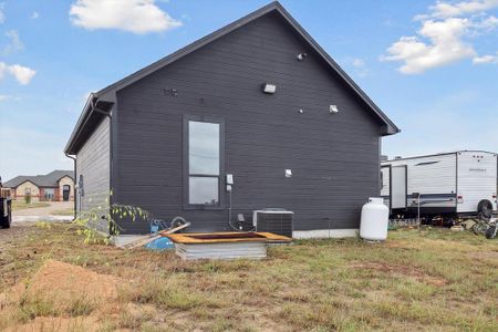 New construction Single-Family house 8017 Harvest Drive, Grandview, TX 76050 - photo 25 25