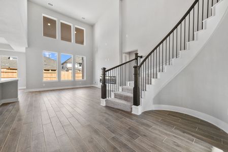 New construction Single-Family house 220 Star Rush Trail, Georgetown, TX 78633 - photo 2 2