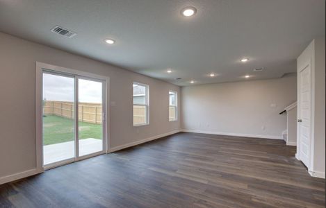 New construction Single-Family house 9875 Forestier Grn, San Antonio, TX 78221 Auburn - 1566- photo 7 7