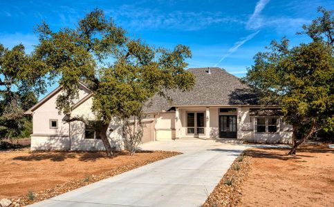 New construction Single-Family house 1218 Game Trl, New Braunfels, TX 78132 - photo 1 1