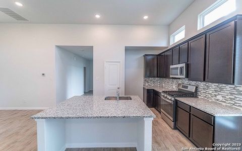 New construction Single-Family house 4877 Knox View, Cibolo, TX 78154 Chinook- photo 8 8