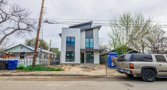 New construction Single-Family house 108 Dowdy St, San Antonio, TX 78204 - photo 15 15