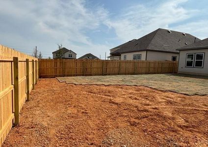 New construction Single-Family house 114 Beveridge, Seguin, TX 78155 Kennedy Homeplan- photo 31 31