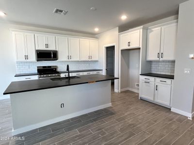 New construction Single-Family house 17416 W Fulton Street, Goodyear, AZ 85338 - photo 4 4