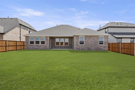 New construction Single-Family house 1420 Greenbelt Drive, Forney, TX 75126 Mitchell Homeplan- photo 27 27