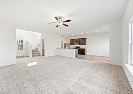 New construction Single-Family house 9973 Fighting Falcon Way, Fort Worth, TX 76131 - photo 7 7