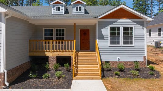 New construction Single-Family house 160 Shawnee Drive, Louisburg, NC 27549 - photo 2 2