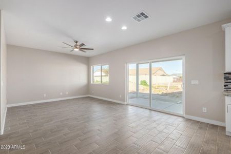 New construction Single-Family house 14613 S Vera Cruz Road, Arizona City, AZ 85123 - photo 10 10