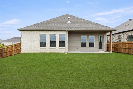 New construction Single-Family house 5413 Bardwell Drive, Lantana, TX 76226 - photo 29 29