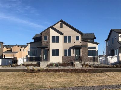 New construction Townhouse house 1244 S Algonquian Street, Aurora, CO 80018 - photo 0 0