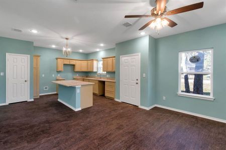 New construction Single-Family house 1037 Hillburn Drive, West Tawakoni, TX 75474 - photo 8 8