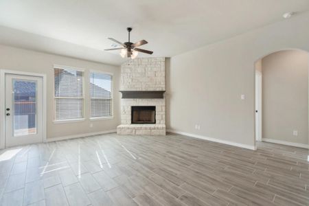 New construction Single-Family house 10620 Moss Cove Drive, Fort Worth, TX 76036 - photo 37 37