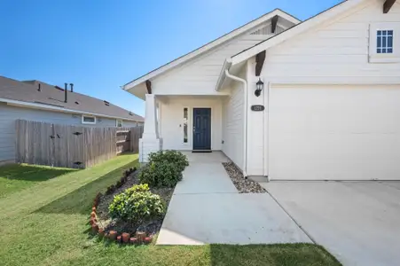 New construction Single-Family house 1221 Burin Dr, Georgetown, TX 78626 - photo 0