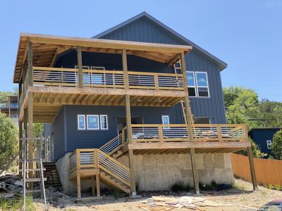 New construction Single-Family house 376 Skyline Dr, Canyon Lake, TX 78133 - photo 0