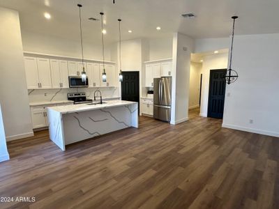 New construction Single-Family house 7 S 92Nd Avenue, Tolleson, AZ 85353 - photo 7 7