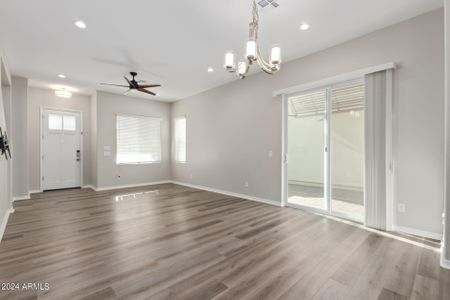 New construction Single-Family house 25505 N 21St Avenue, Phoenix, AZ 85085 - photo 8 8