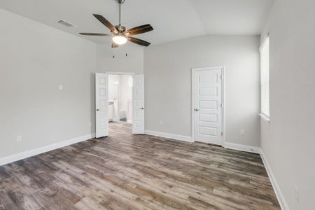 New construction Single-Family house 20500 FM Road 1431, Unit 200, Lago Vista, TX 78645 - photo 17 17