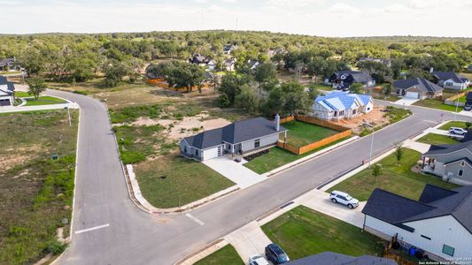 New construction Single-Family house 108 Chinaberry Hill, La Vernia, TX 78121 - photo 21 21